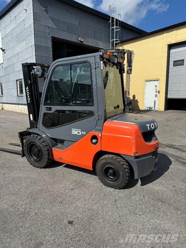 Toyota 02-8FDF30 Carrelli elevatori diesel