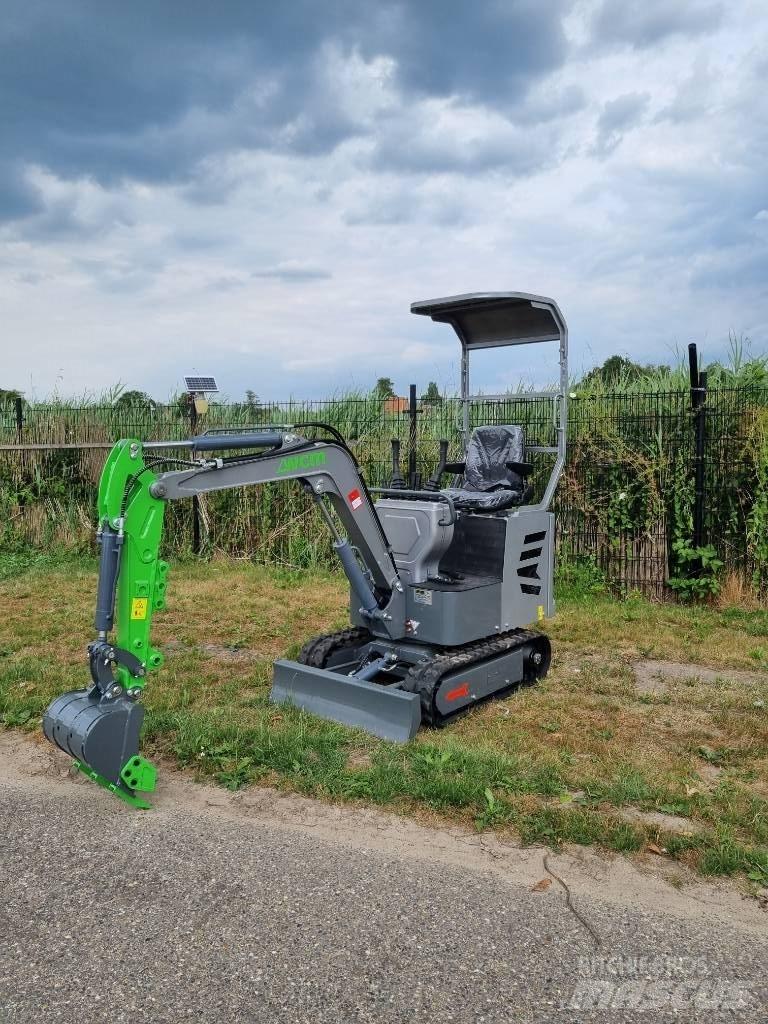 WCM LT10 Miniescavatori