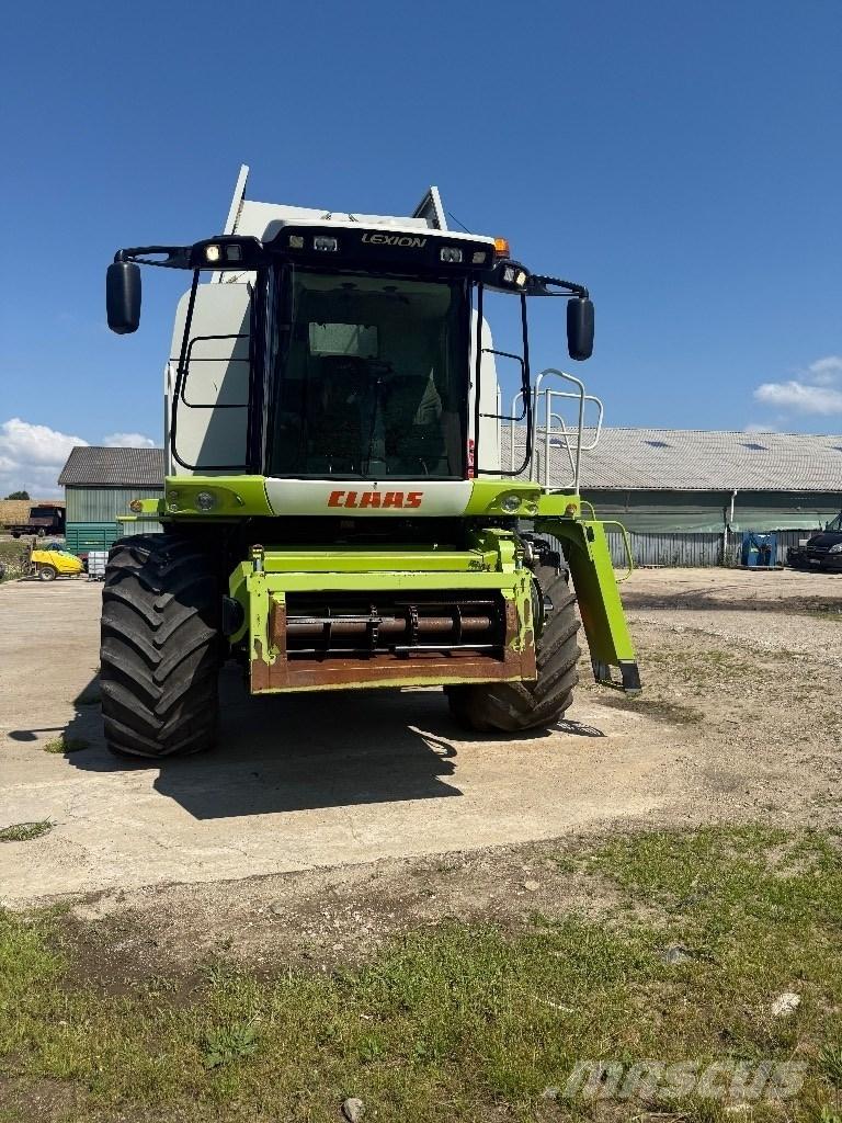 CLAAS Lexion 560 Mietitrebbiatrici