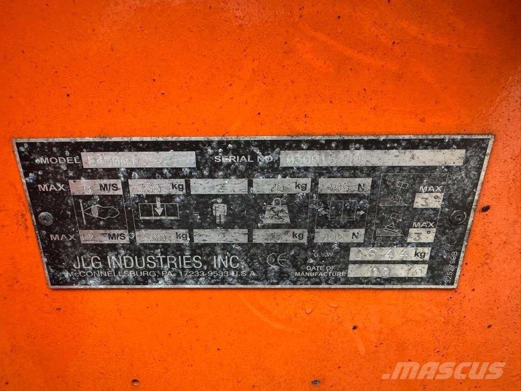 JLG E 450 AJ Piattaforme a braccio articolato