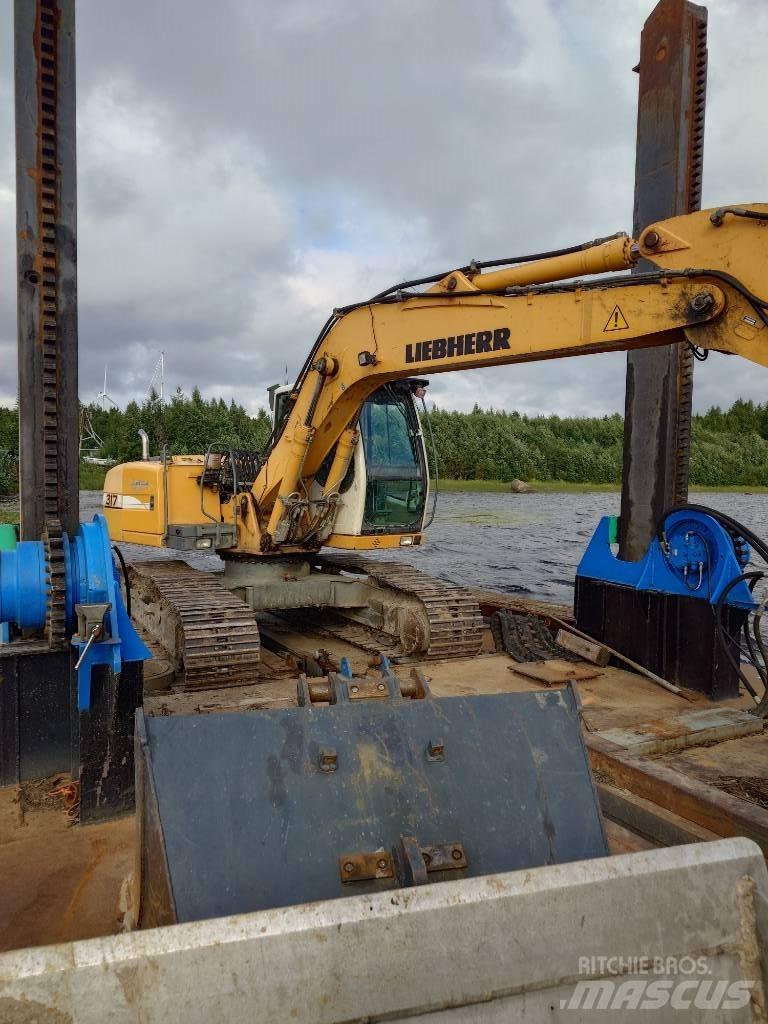 Liebherr R 317 Escavatori cingolati