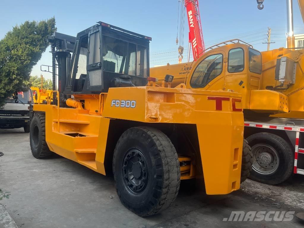 TCM FD 30 Carrelli elevatori diesel