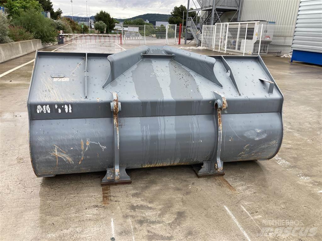 Liebherr L 538 Pale gommate