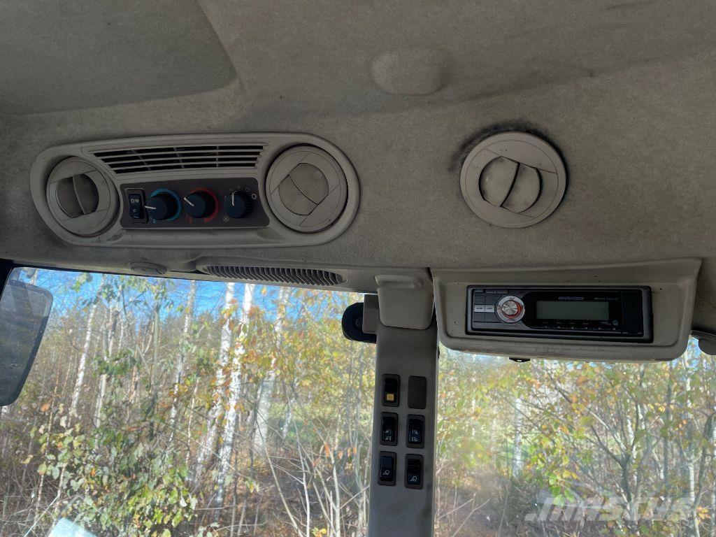 John Deere 5720 Trattori