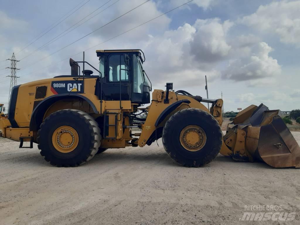 CAT 980M Pale gommate