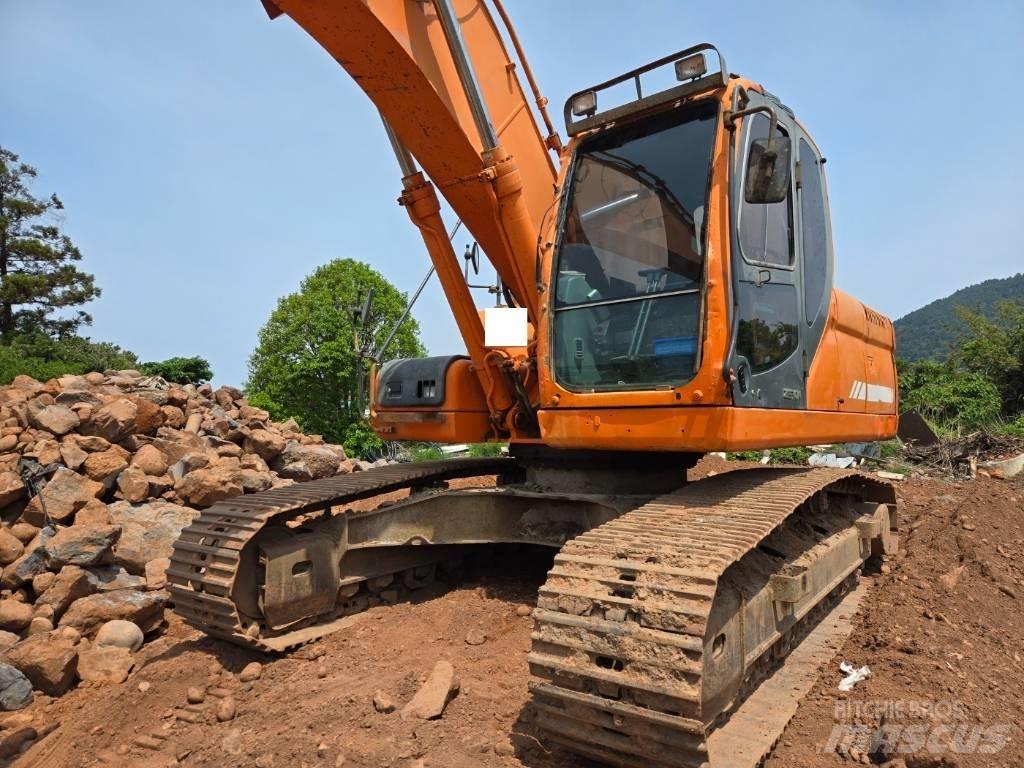 Doosan DX 220 LCA Escavatori cingolati