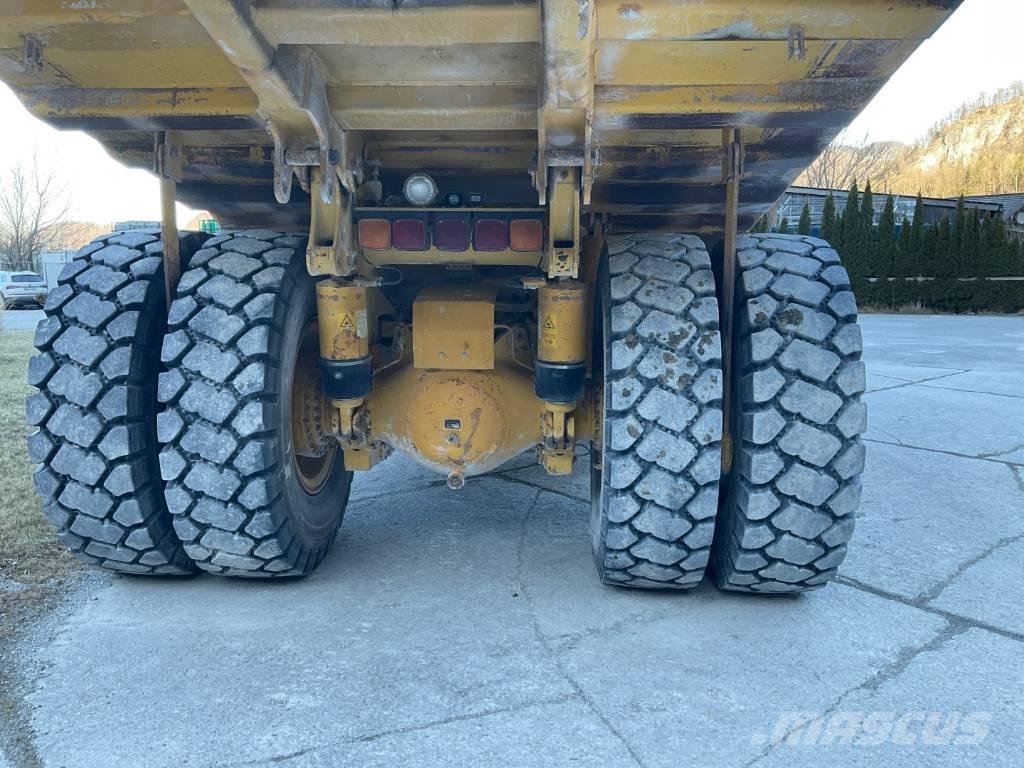 Komatsu HD405-6 Dumper a telaio rigido