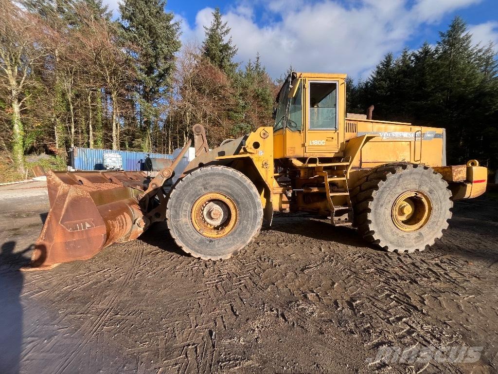 Volvo L180c Pale gommate