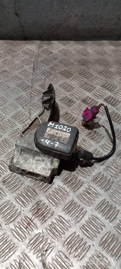 MAN TGA  812559706084 Cabine e interni