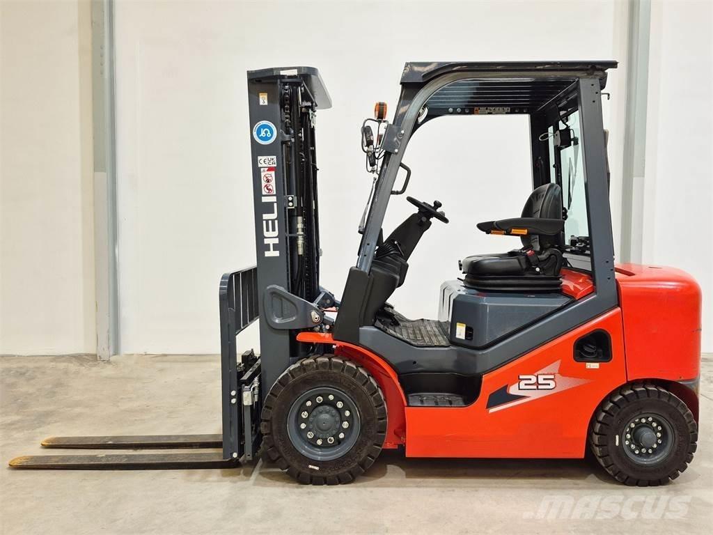Heli CPCD25 XC26H Carrelli elevatori diesel