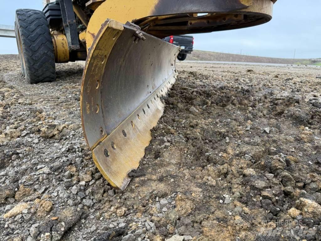 CAT 140H Motorgraders