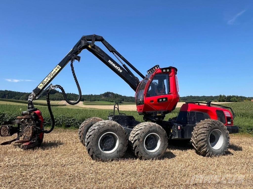 Komatsu 951 Abbattitrici, Disboscatrici