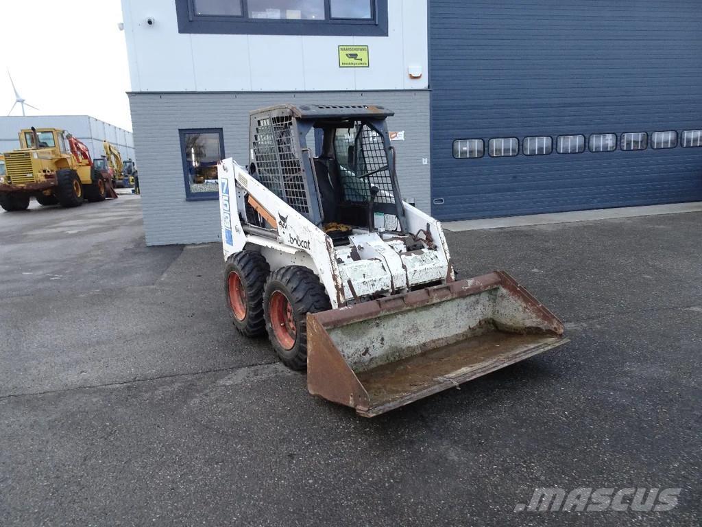 Bobcat 753 Mini Pale Gommate