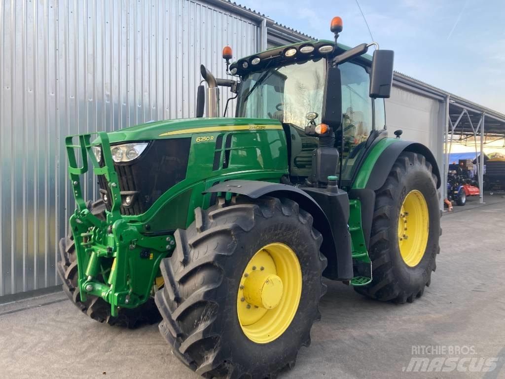 John Deere 6250 R Trattori
