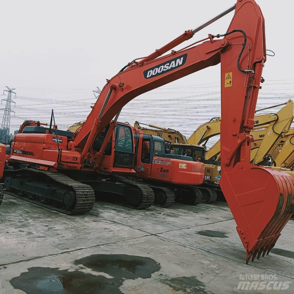 Doosan DX 300 LC Escavatori cingolati