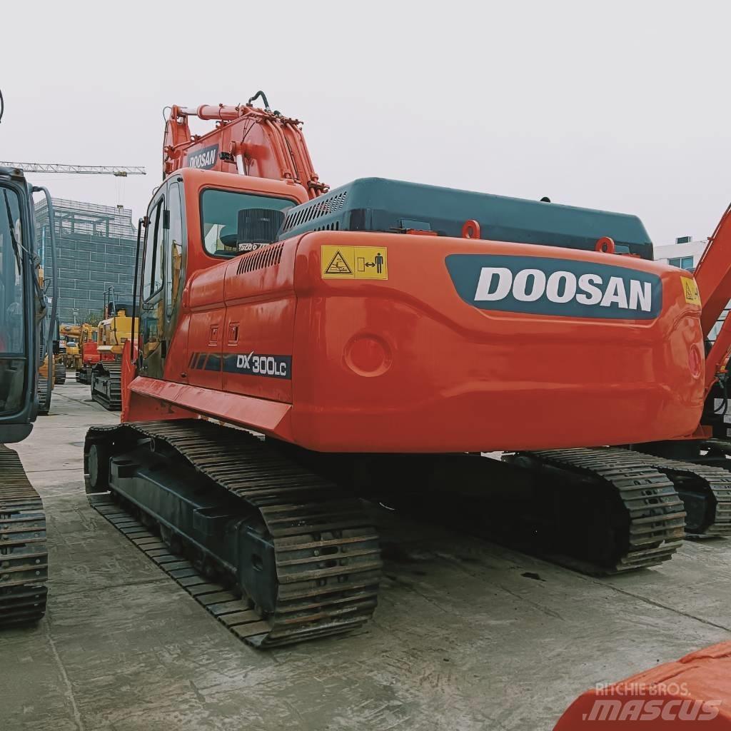 Doosan DX 300 LC Escavatori cingolati