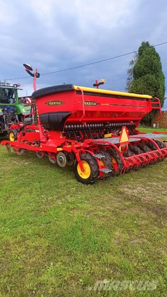 Väderstad Rapid400C Perforatrici