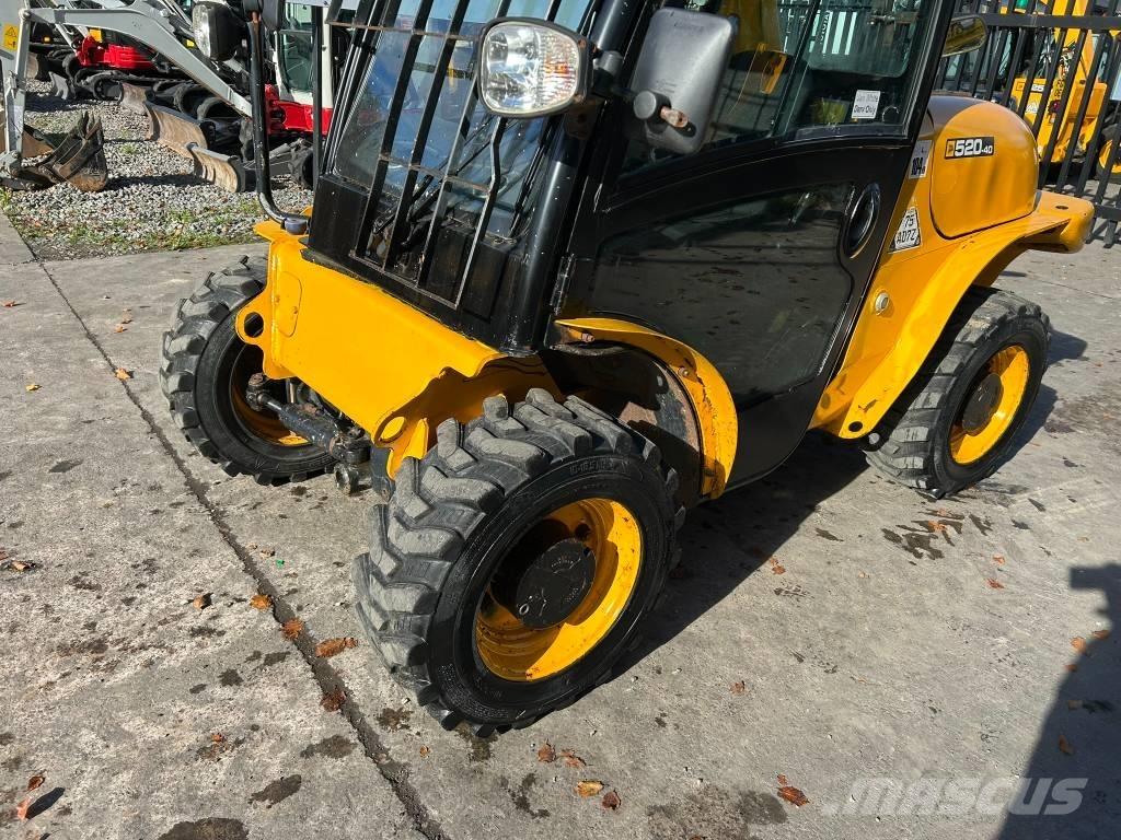 JCB 520-40 Sollevatori telescopici