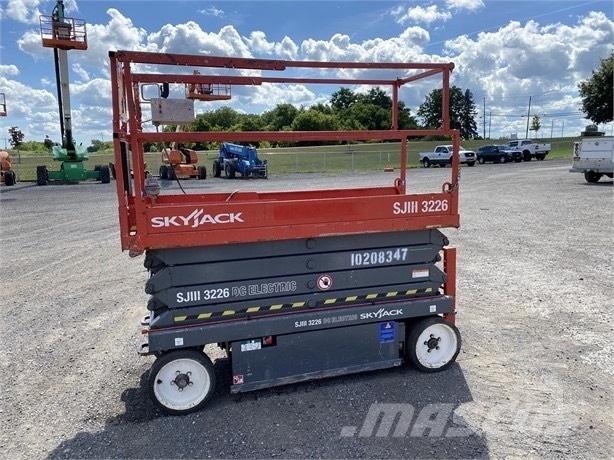 SkyJack SJ III 3226 Piattaforme a pantografo