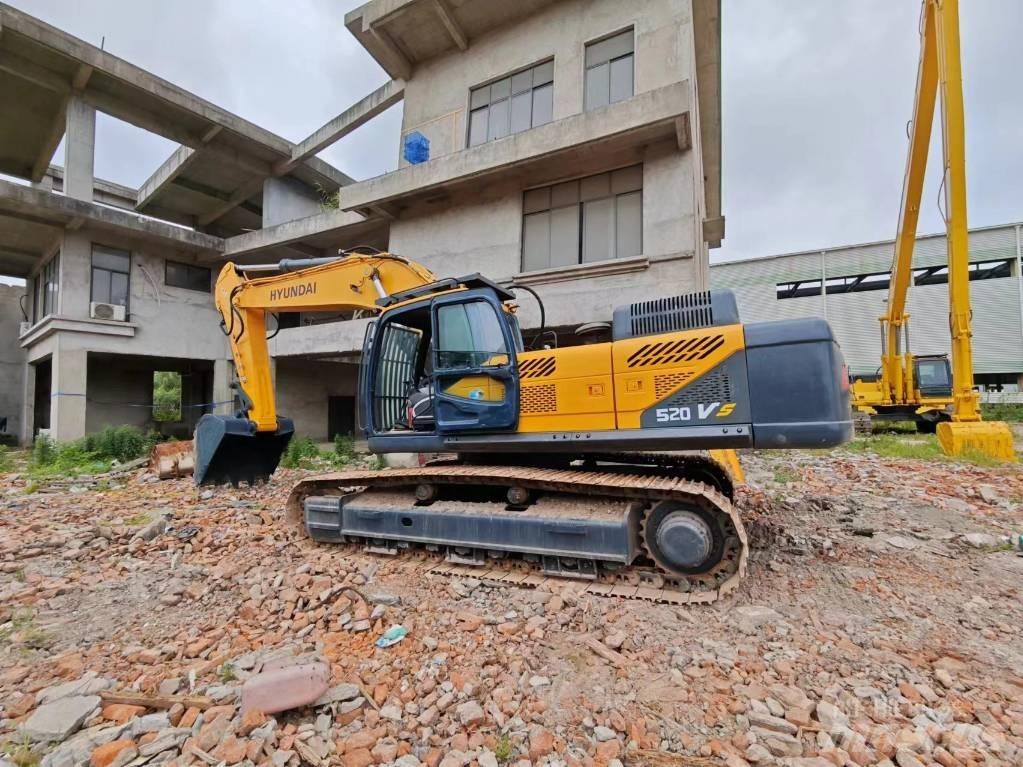 Hyundai Robex 520 VS Escavatori cingolati
