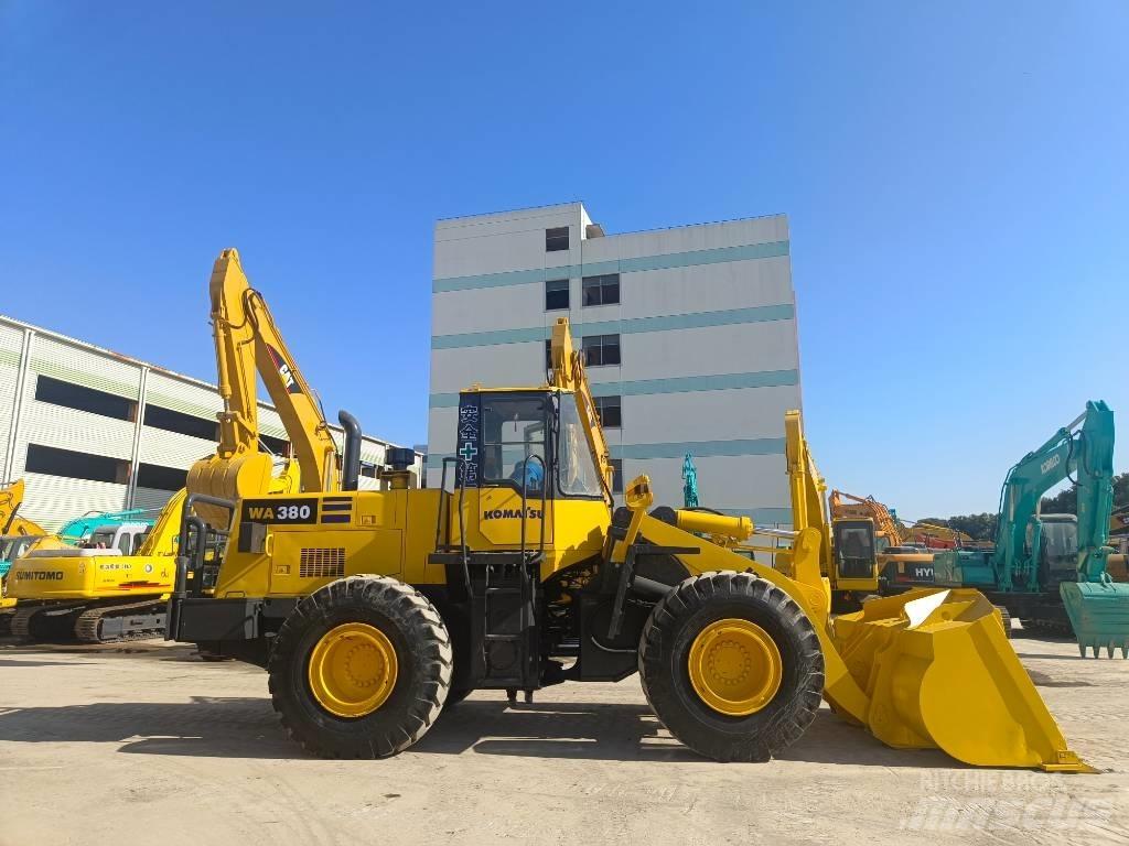 Komatsu WA 380-3 Pale gommate