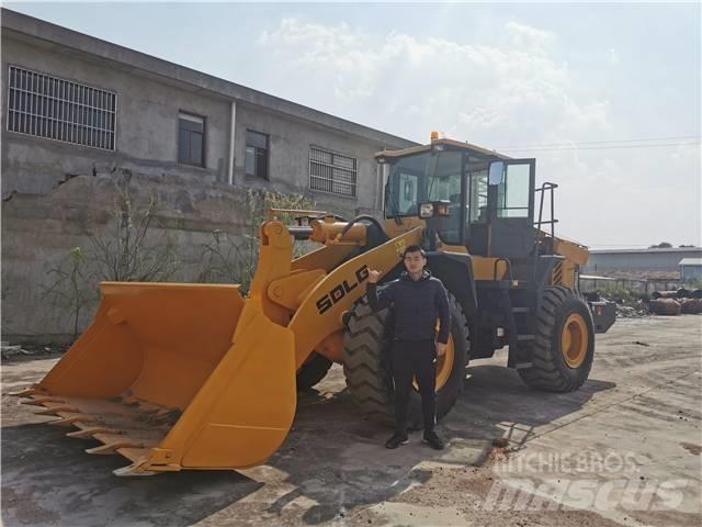 SDLG LG956L Pale gommate
