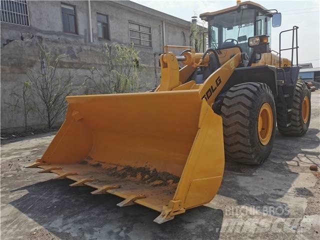 SDLG LG956L Pale gommate