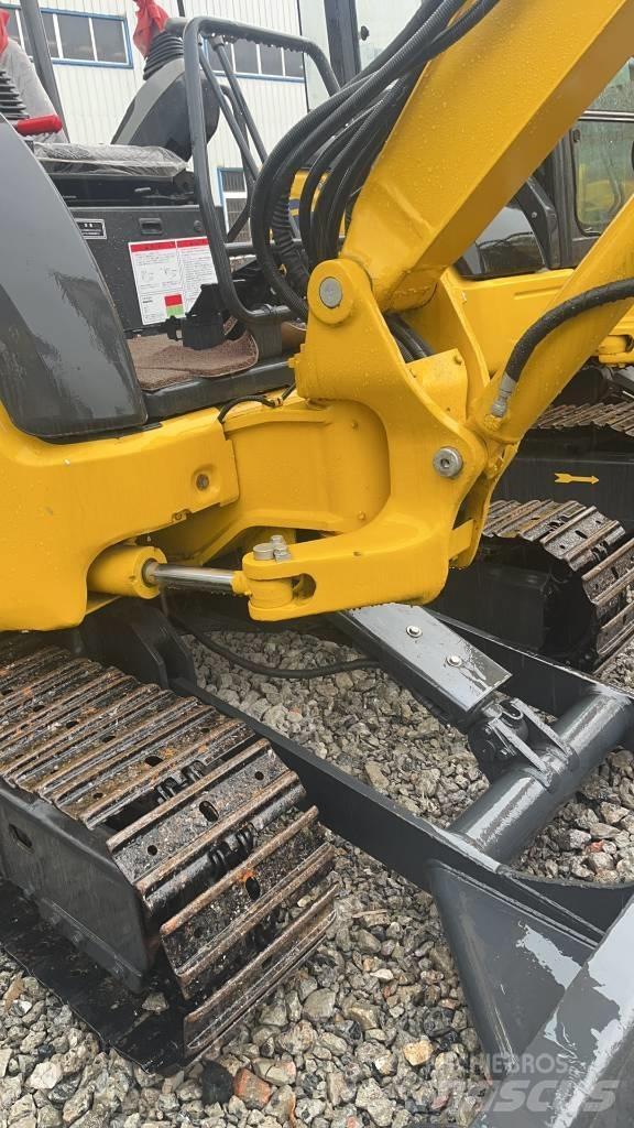 Komatsu PC 30 Escavatori cingolati