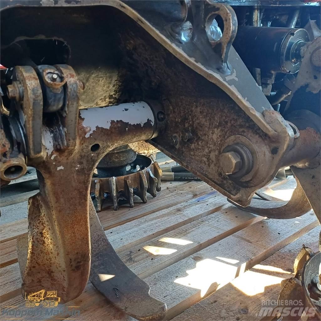 Komatsu C124 Decespugliatrici e trinciatrici idrauliche