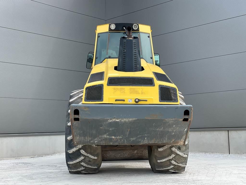 Bomag BW 216 DH-4i Rulli monotamburo