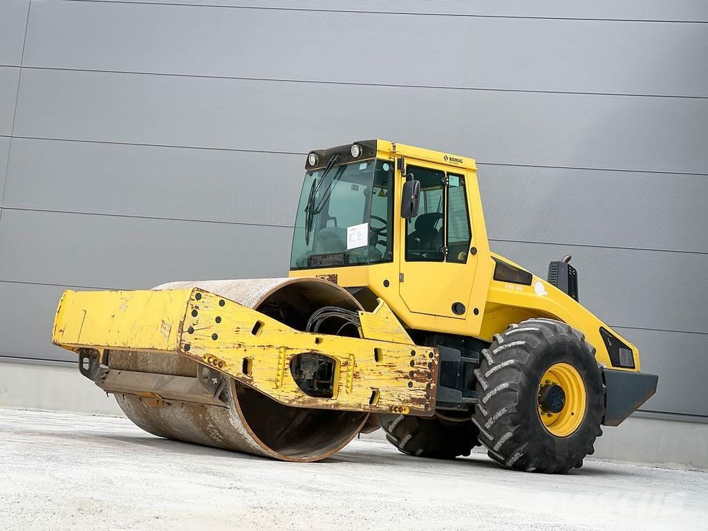 Bomag BW 216 DH-4i Rulli monotamburo