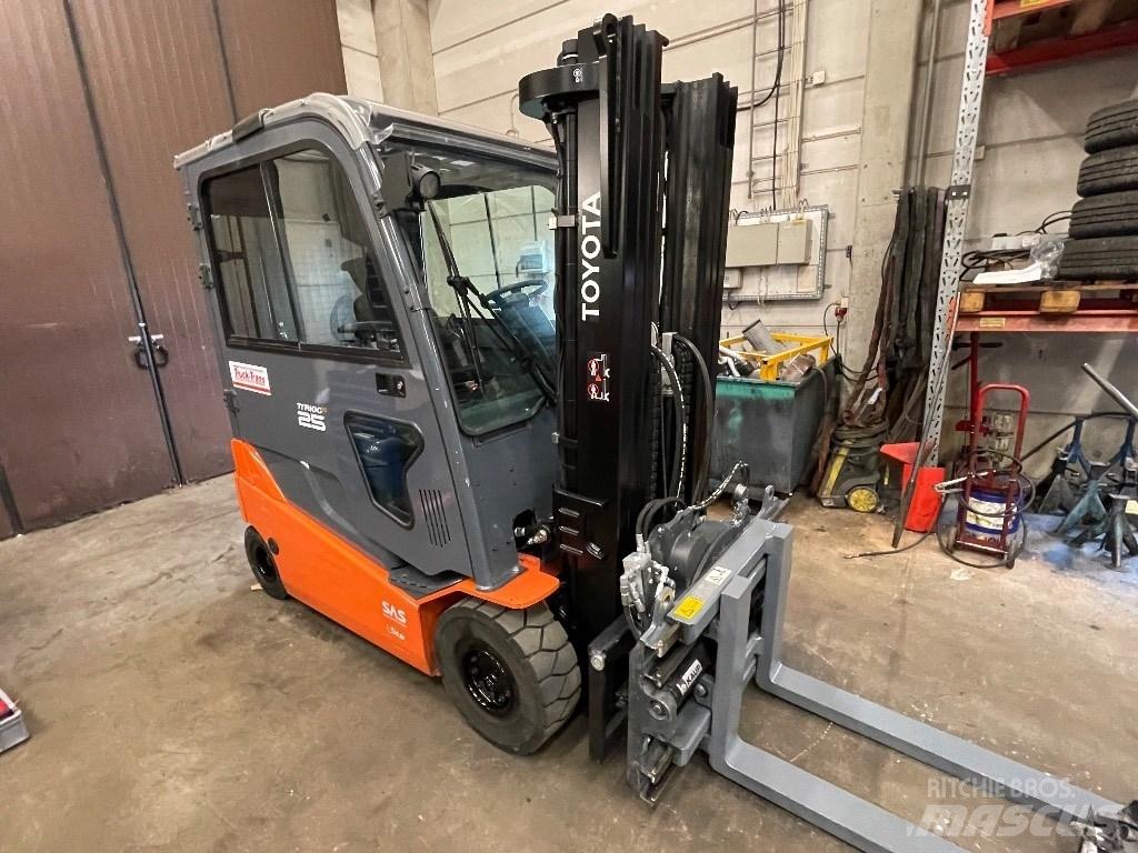 Toyota 8FBMT25 Carrelli elevatori elettrici