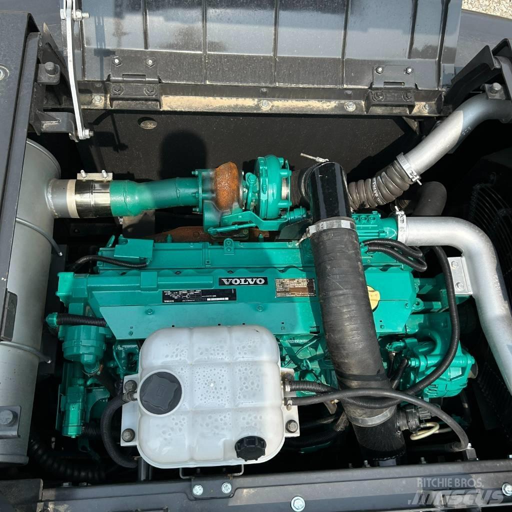 Volvo 300 Escavatori cingolati
