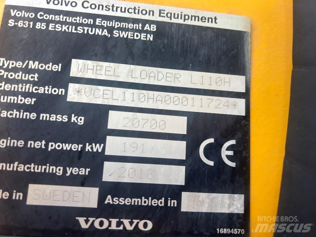 Volvo L110H L/Boom Pale gommate