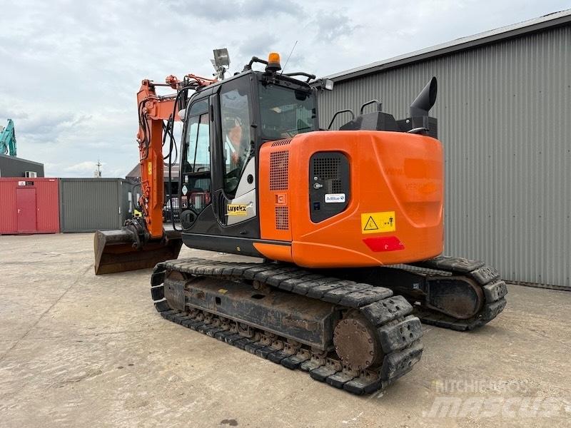 Hitachi ZX 135 US-6 Escavatori cingolati