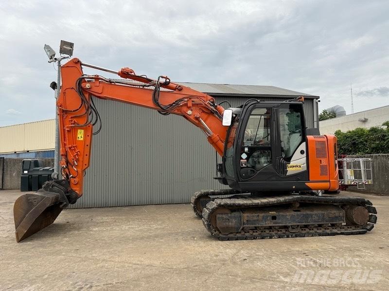 Hitachi ZX 135 US-6 Escavatori cingolati