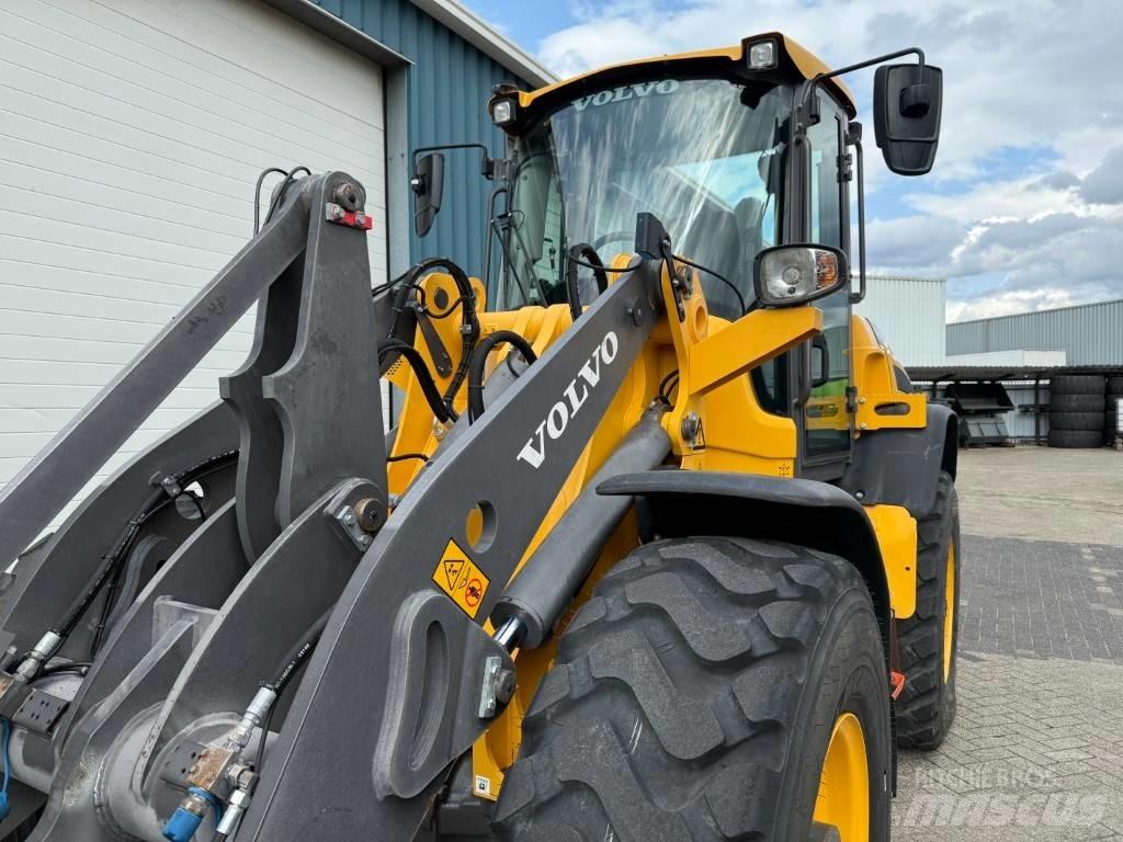 Volvo L50HS Pale gommate