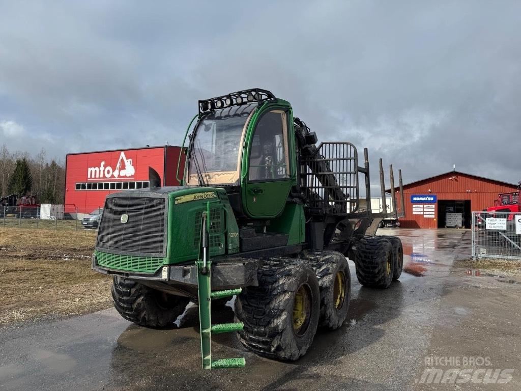 John Deere 1010 E Forwarder