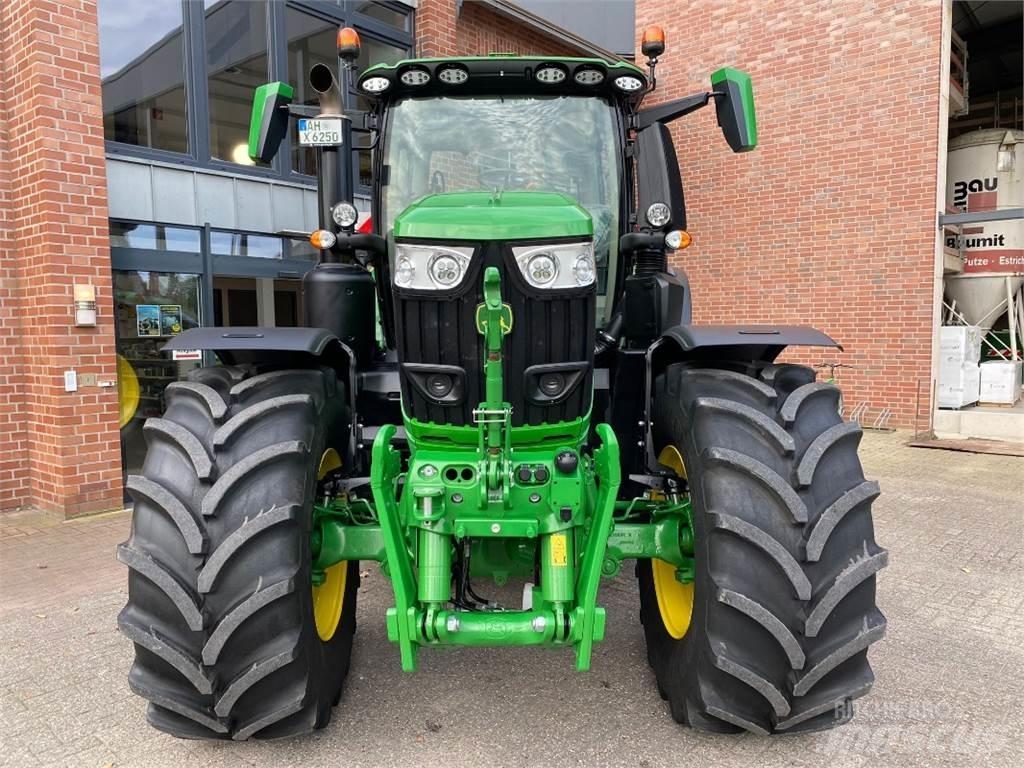 John Deere 6R250 Trattori