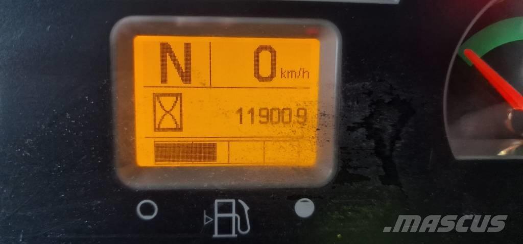 CAT 938 K Pale gommate