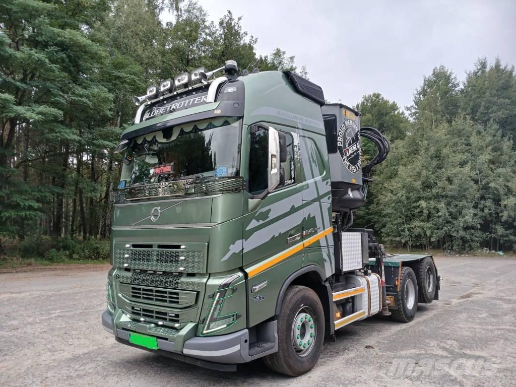 Volvo FH Autocarri per segatura e cippato