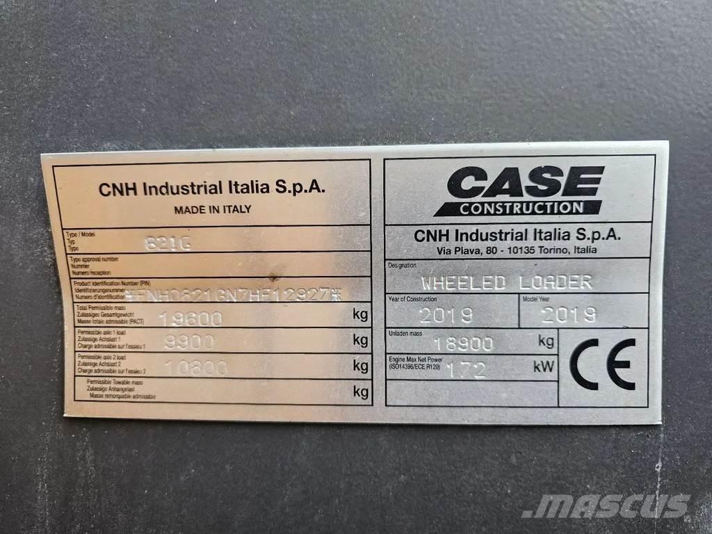 CASE 821G Pale gommate