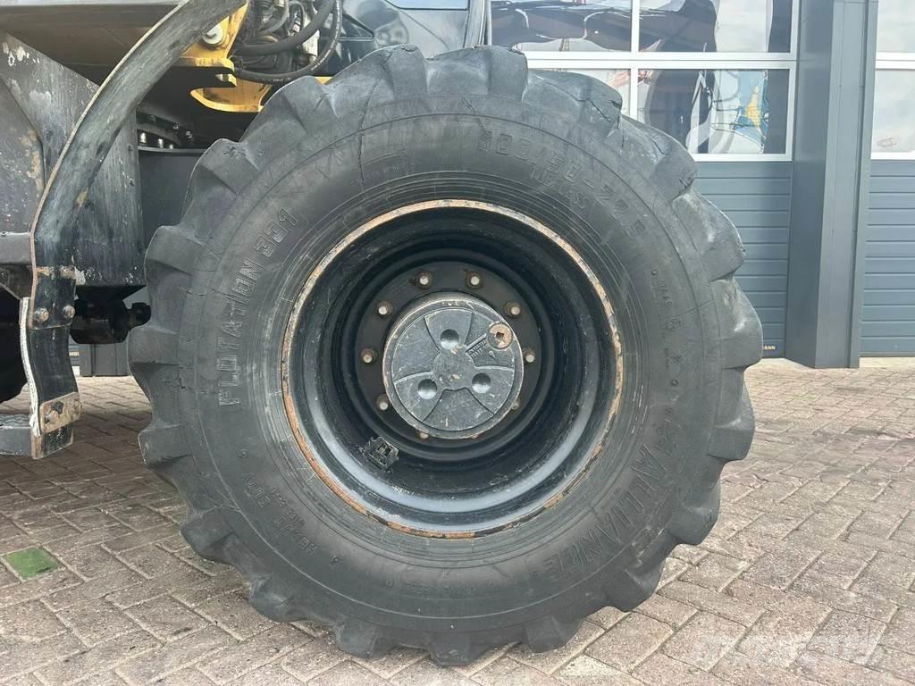 CAT M313D Escavatori gommati