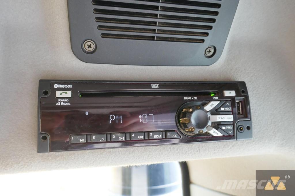 CAT 325F LCR Escavatori cingolati