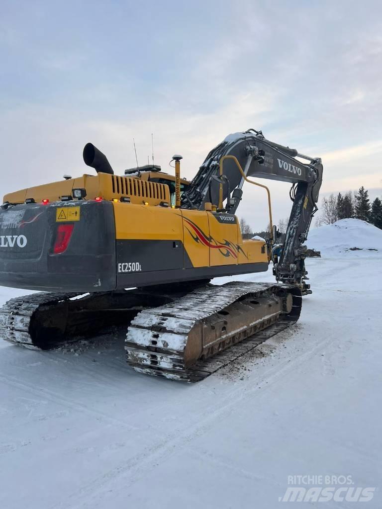 Volvo EC 250 D L Escavatori cingolati