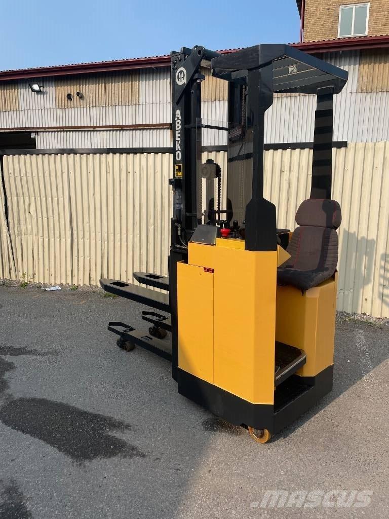 Abeko SKY16SV TFY Carelli stoccatori  automatici-usati