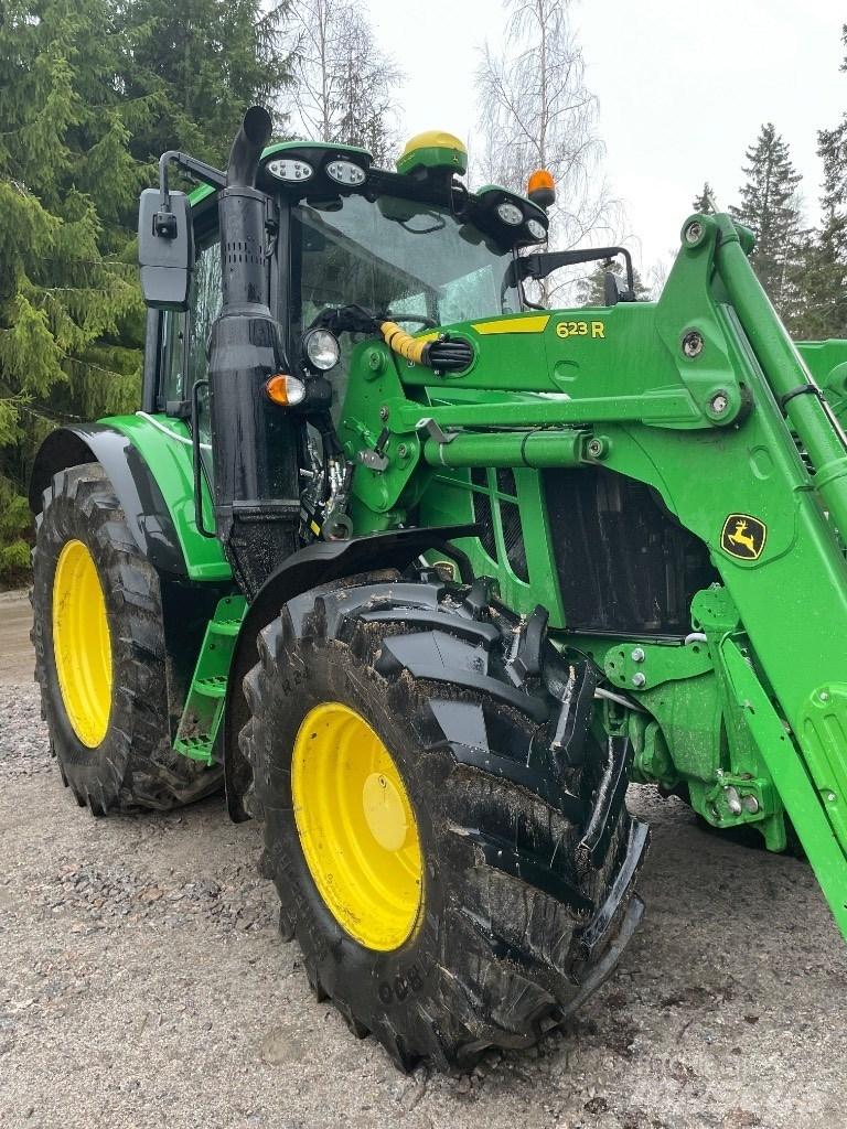 John Deere 6120 M Trattori