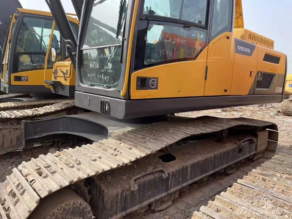 Volvo EC250 Escavatori cingolati