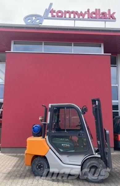 Still RC 40-35 Carrelli elevatori GPL