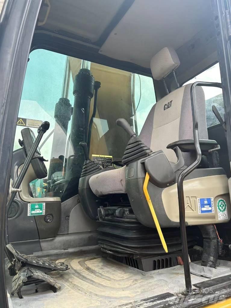 CAT CAT323D Escavatori cingolati
